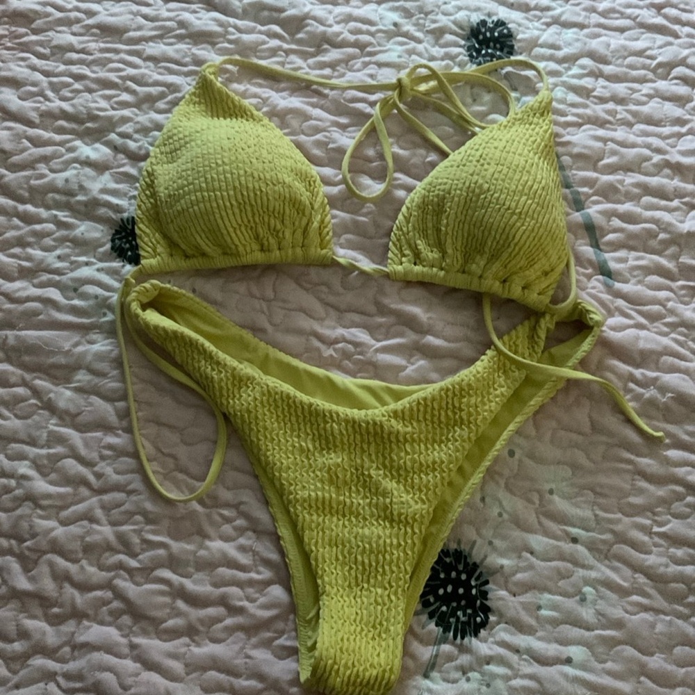 Luli fama Yellow ribbed Textured high leg Bikini Set